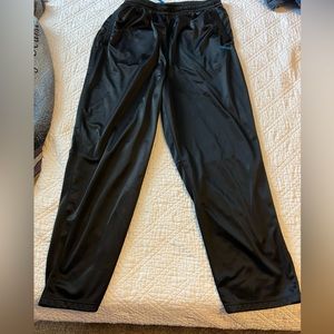 PMP105 - Reebok, Men’s, XL TALL, black sweat pants with royal blue accents
